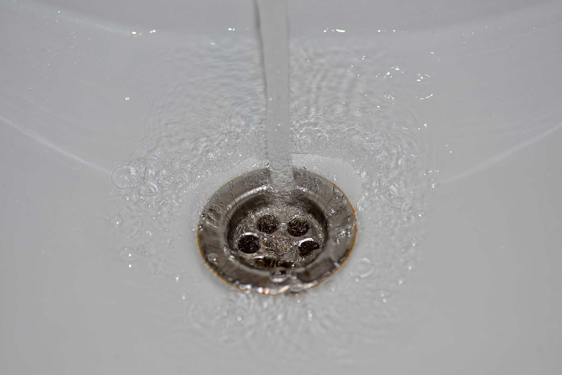 A2B Drains provides services to unblock blocked sinks and drains for properties in North Cray.